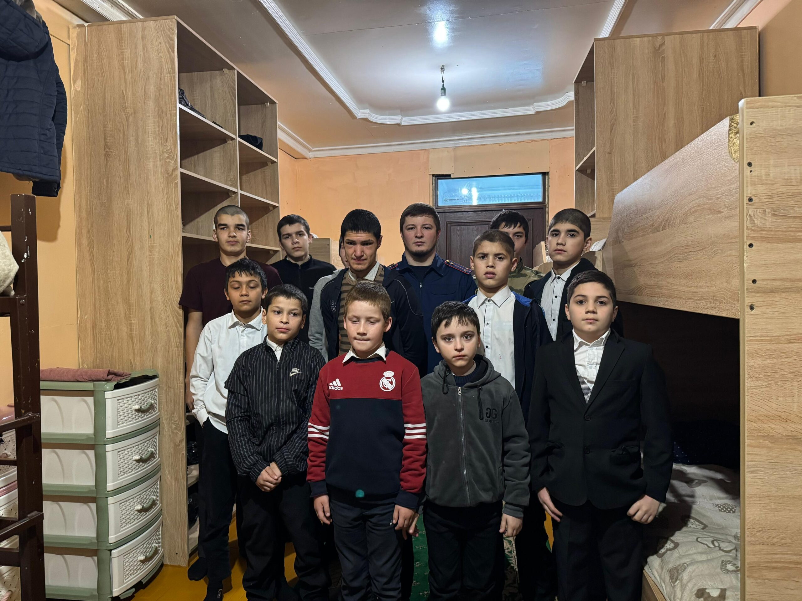 Поздравили детей-сирот с наступающим праздником.